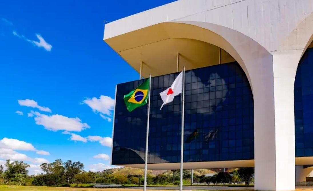 Minas Gerais exibe conquistas econômicas em nova reunião de transição